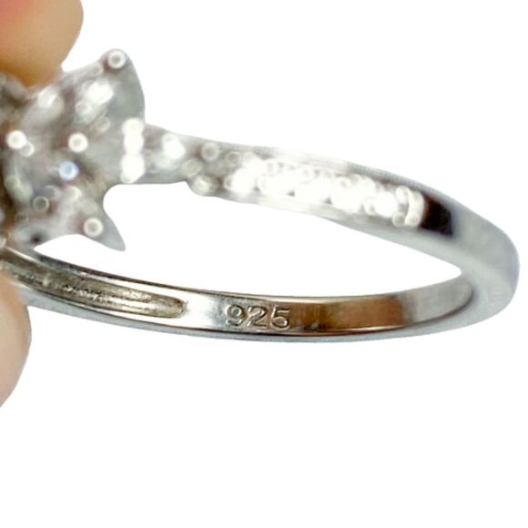 Sterling Silver Flower Leaves with Blue Cubic Zirconia Round Center Size 10 - Picture 6 of 6